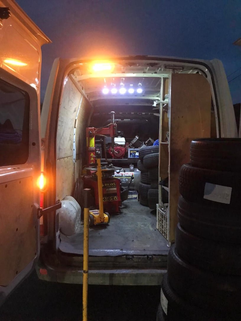 otoban oto lastikçi